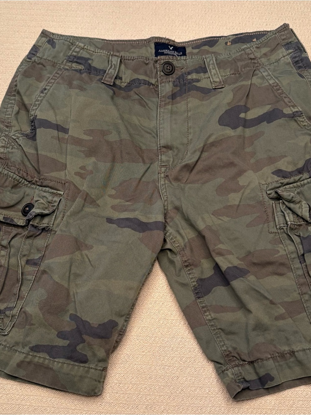 American Eagle Men’s Cargo Camo Shorts 32